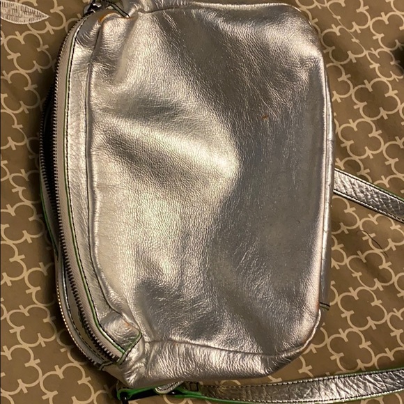 Liebeskin Berlin - Silver Purse - Picture 7 of 10